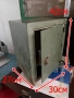 каса сейф 091244 от истинско желязо ! ! ! цена 60 лв или  30,68 евро -за ремонт , пантите НЕ се вдиж, снимка 1