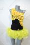 Детска рокля за латино танци с 3Д цветя .