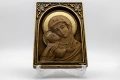 Позлатена релефна икона на Мадона с Младенеца от дъб, снимка 4
