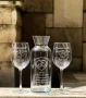 Гравиран комплект гарафа с 2 чаши за вино , снимка 3