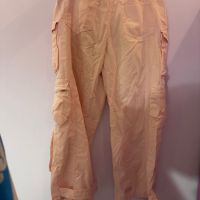 Чисто нови карго панталони розови, снимка 2 - Панталони - 45305305