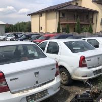Dacia Logan на части , снимка 1 - Автомобили и джипове - 45367354