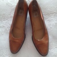 Дамски обувки Barrats,39,естествена кожа, снимка 1 - Дамски обувки на ток - 45528774
