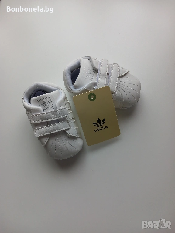 Бели бебешки обувки / маратонки  Adidas, снимка 1