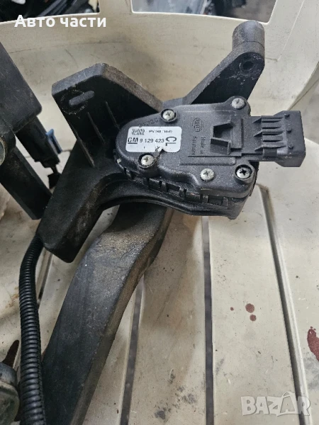 Педал газ Opel Tigra 1.4 i 90 конски сили 9129423, снимка 1