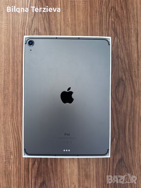 Продавам iPad Air 4, снимка 1