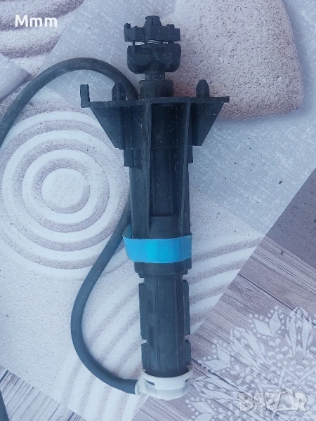 Пръскалка за фар ЛЯВ за Citroen DS5 2016 г., снимка 1