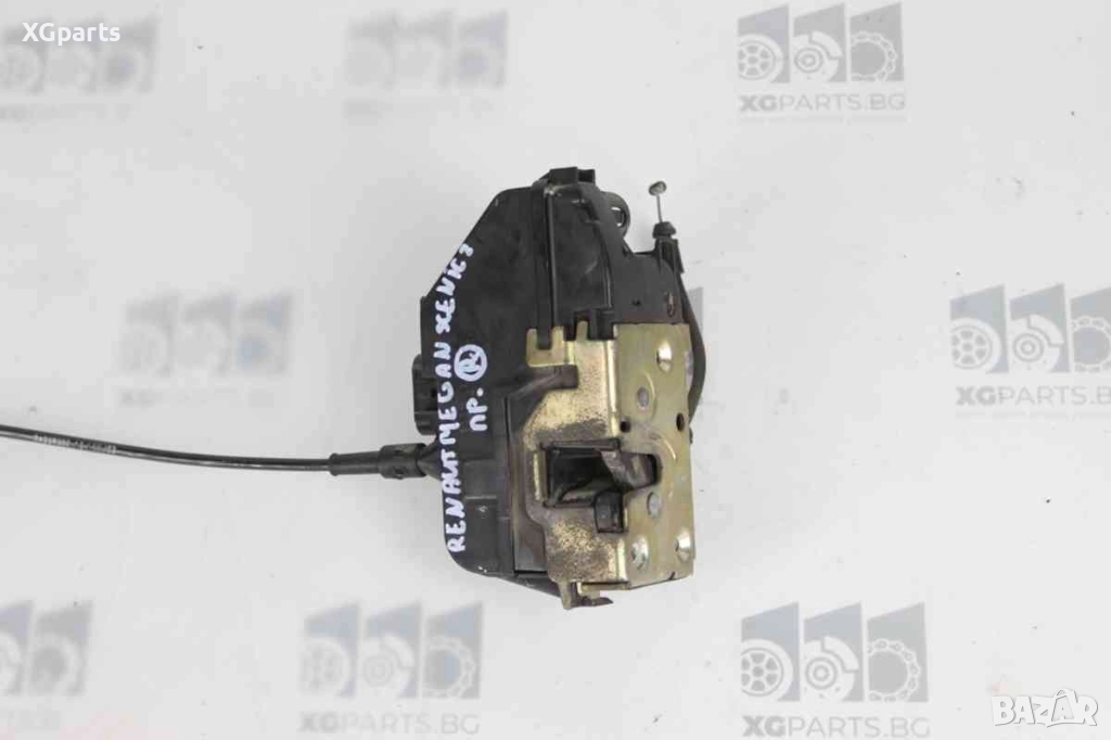 Брава врата предна дясна за Renault Megane Scenic II (2003-2009), снимка 1