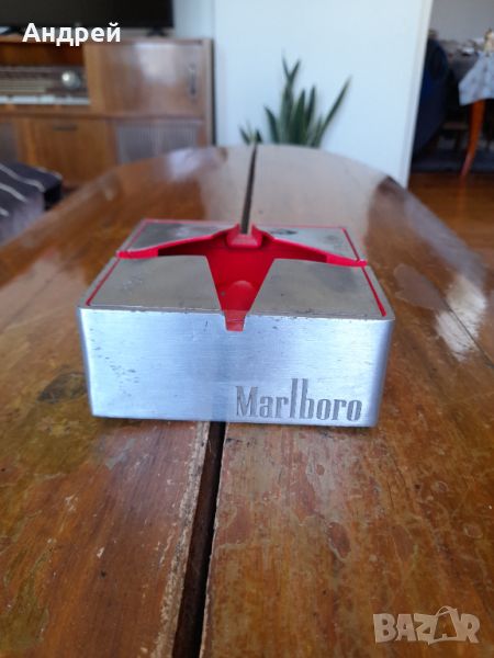 Стар пепелник Marlboro #4, снимка 1