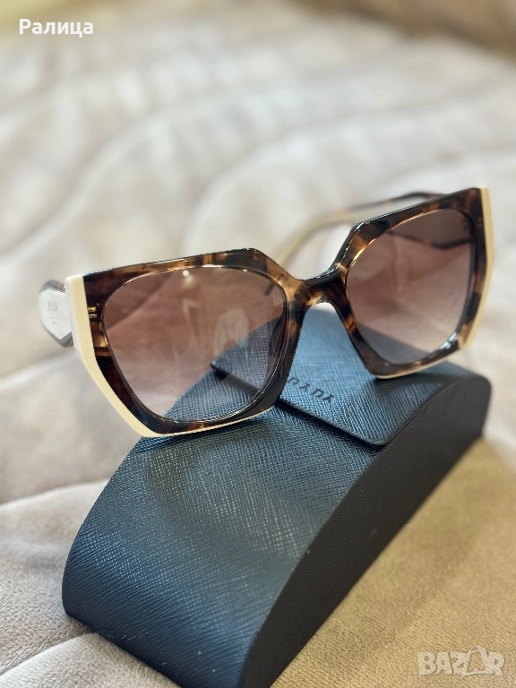 Слънчеви очила PRADA, снимка 1