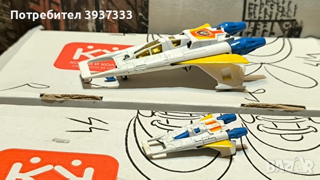 Два старфайтъра на английската фирма Корги к-кт., снимка 2 - Други ценни предмети - 52821580