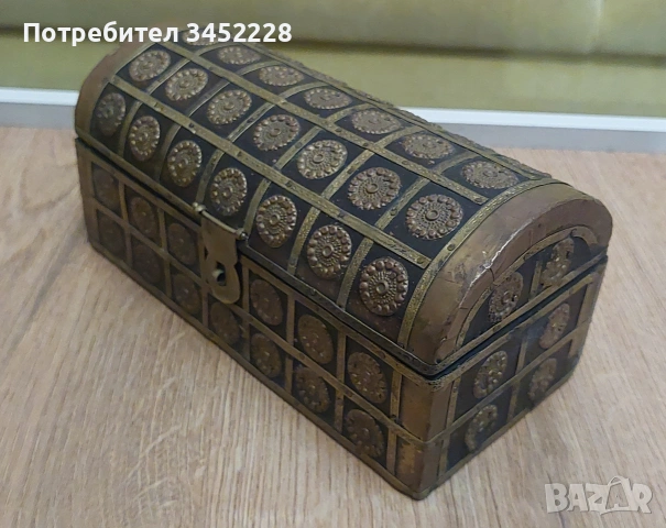 Кутия дървена обков месинг за ценители , снимка 4 - Антикварни и старинни предмети - 54018252