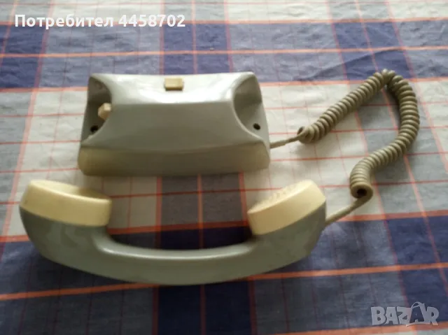 Домофон и ръчен указател 