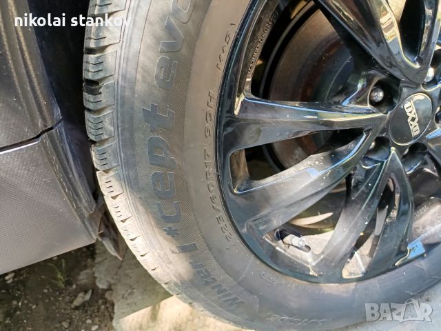 Зимни гуми Hankook 225/60/17 четири за 200лв., снимка 4 - Гуми и джанти - 46090502