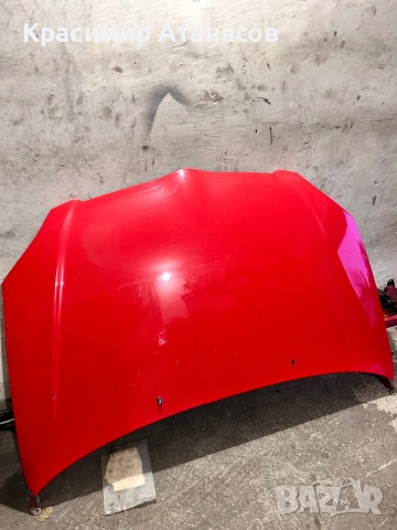 Преден капак за Тойота корола E120. Хечбек. 2004-2007г