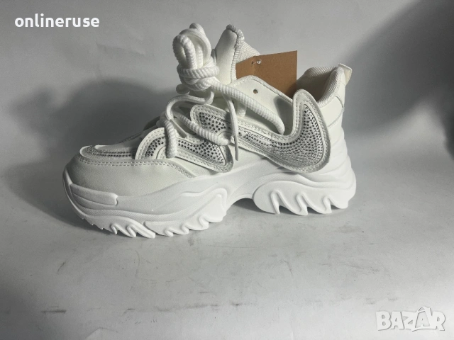 Дамски сникърси крила, снимка 2 - Маратонки - 53644514