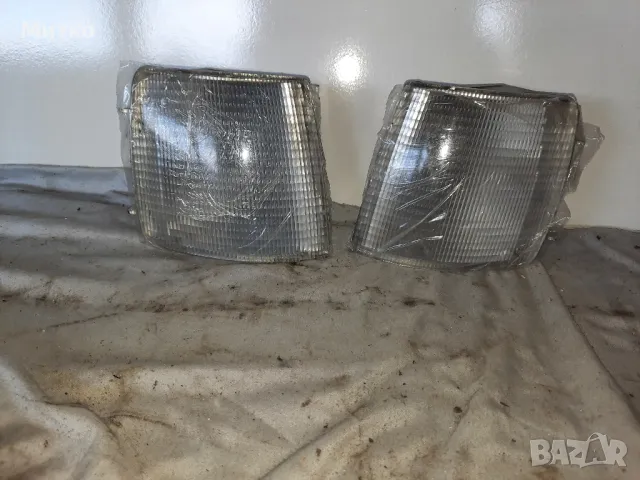 Чисто нови бяли предни мигачи за Фолксвген Пасат Б3 Volkswagen Pasat B3