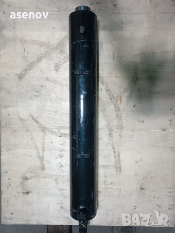 хидравличен цилиндър