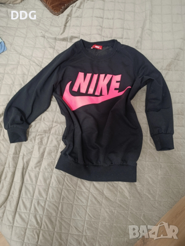 Детски кожен панталон 152+ черна блузка найк , снимка 3 - Детски якета и елеци - 52683489