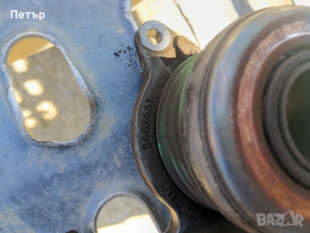 Долна помпа съединител Volvo V40 V70 XC70 S40 S60 S70 8667661, снимка 2 - Части - 53907915