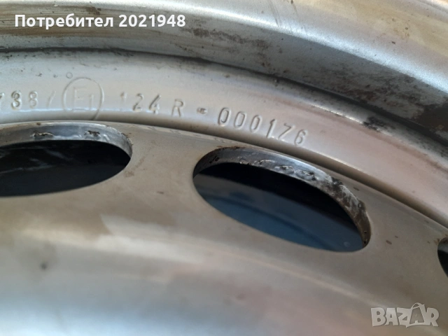 Продавам джанта за Мерцедес Спринтер,една или две, снимка 13 - Гуми и джанти - 53861778