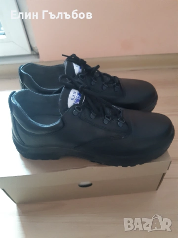 Обувки 1/2-ки, работни, мъжки и чисто нови в кутия, снимка 2 - Ежедневни обувки - 53032671