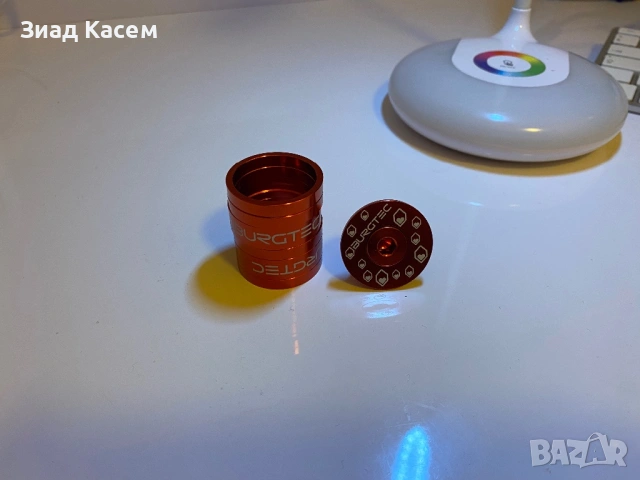 Вело части, карбонова вилка и колче, курбели Race Face, Thomson., снимка 12 - Части за велосипеди - 50596249