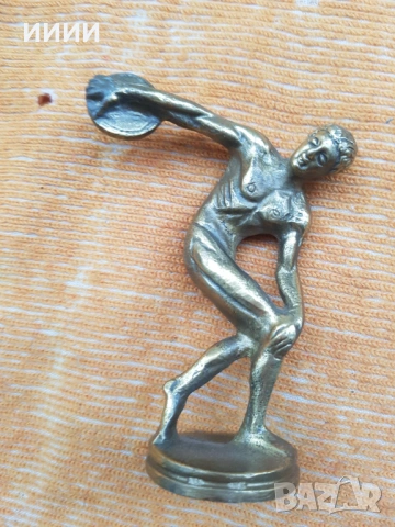 Бронзова пластика статуетка Дискохвъргач, снимка 2 - Антикварни и старинни предмети - 53277045