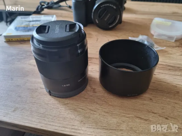 Sony A6300 + 2 обектива + карта памет + филтри, снимка 10 - Фотоапарати - 47363307