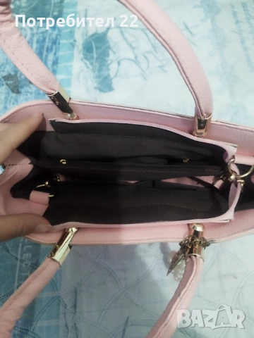 Нова розова дамска чанта от кожа. , снимка 2 - Чанти - 52368940