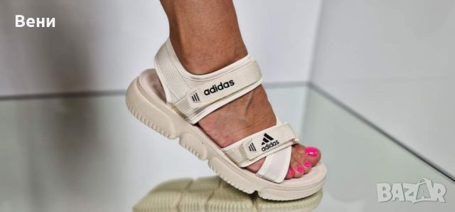 Дамски сандали Adidas Реплика ААА+
, снимка 1 - Сандали - 46475819