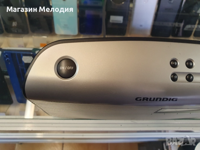 Радио Grundig Music 65 DAB+ В отлично техническо и визуално състояние., снимка 3 - Радиокасетофони, транзистори - 51878988