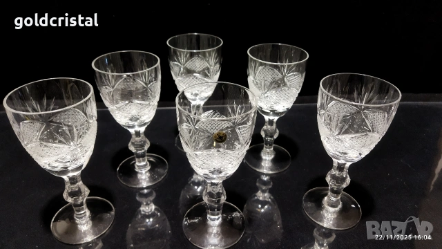 Кристални чаши , снимка 2 - Антикварни и старинни предмети - 37412466