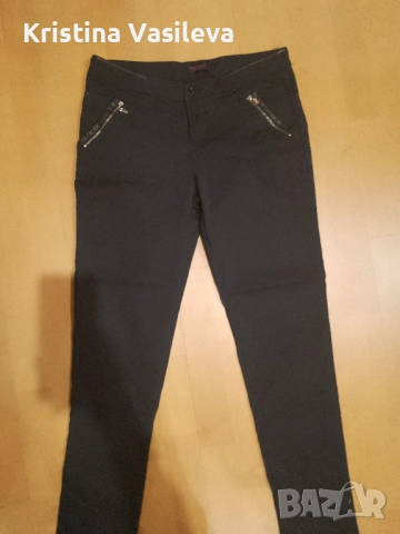 Дамски черен панталон.