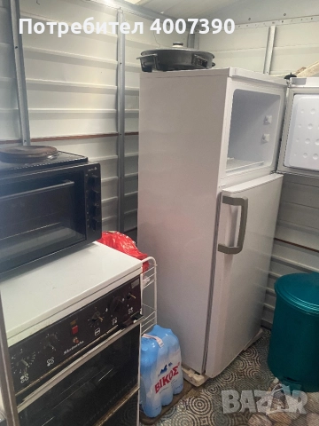 Продавам каравана Hobby 7м. до морето в къмпинг Аспровалта, снимка 2 - Каравани и кемпери - 51819673