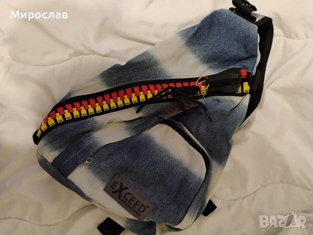 Малка чисто нова детска дънчена раничка