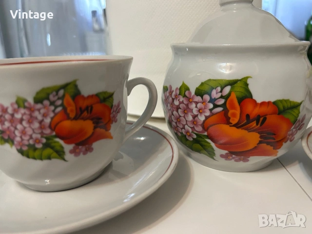 Съветски порцеланов сервиз за чай / кафе , снимка 2 - Сервизи - 54086638