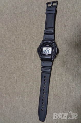 Часовник CASIO