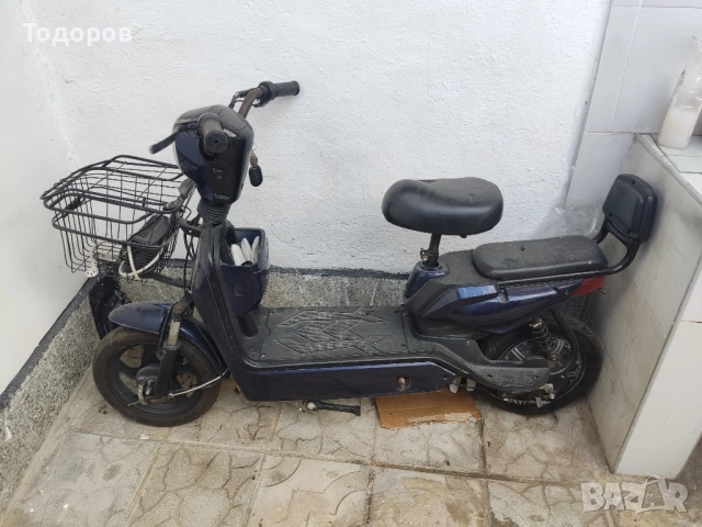 Електрически скутер , снимка 2 - Скейтборд, ховърборд, уейвборд - 51467983