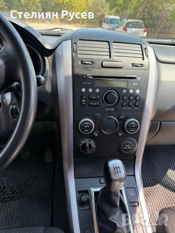 Suzuki Grand Vitara 1.9ddis 130кс цена 18 500 лв или 9460 евро - 2ри собственик , реални км 4х4 2011, снимка 12 - Автомобили и джипове - 51976189