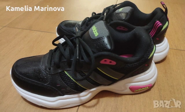 Дамски маратонки Adidas 