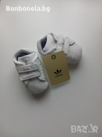 Бели бебешки обувки / маратонки  Adidas