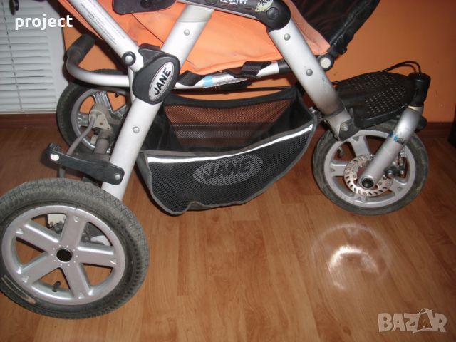 Jane Slalom PRO детска комбинирана количка 3в 1.Помпащи гуми 12",Промо цена, снимка 3 - Детски колички - 46025272