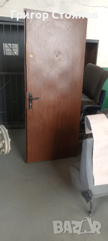 Продавам входна метална врата, снимка 4 - Входни врати - 52886806