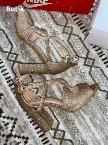 Дамски токчета, снимка 2 - Дамски обувки на ток - 52335645