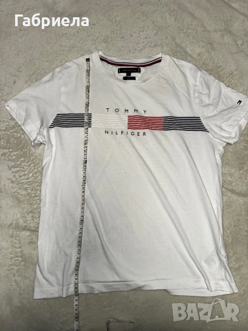 Оригинална тениска на Tommy Hilfiger , снимка 2 - Тениски - 54168776