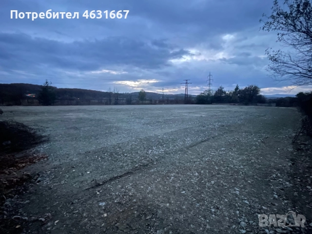 Парцел под наем Вакарел | Подходящ за техника, склад, автопарк, снимка 2 - Други - 52163780