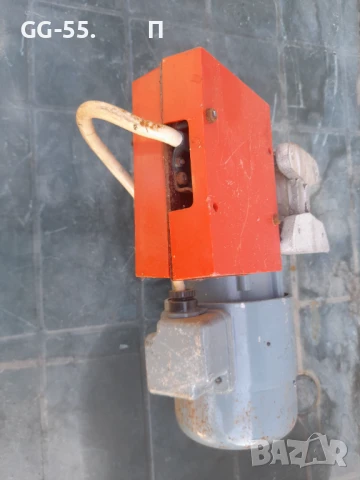 Редукторен електромотор, снимка 3 - Други инструменти - 51400648