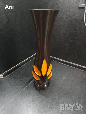 Бамбукова ваза с форми на листа