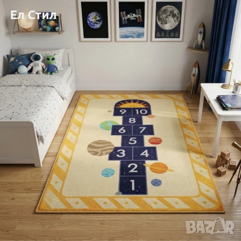 Детски килим за игра 120х160см - Жълт килим с планети и дама, противоплъзгащ и миещ се, снимка 4 - Други - 53928248